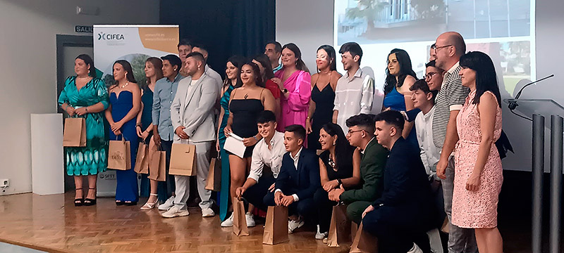 Nuevos alumnos graduados