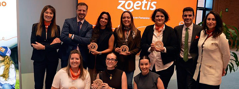 Alba López Marín galardonada en la VI edición de los premios ZOETIS «Ganadería en femenino»